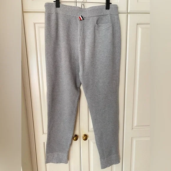 Gray Cotton Sweatpants Drawstrings stripes men's Size 4 Waist 33-40